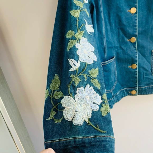 Tantrums Womens Denim Jacket Medium Floral Embroidered Jean Coat - Picture 6 of 10